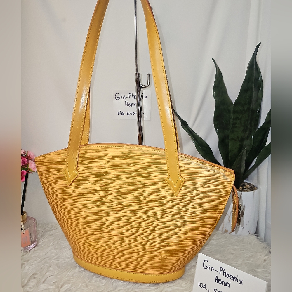 🔥😍Beautiful Condition😍🔥 Authentic Louis Vuitton Saint Jacques Epi - Picture 17 of 17